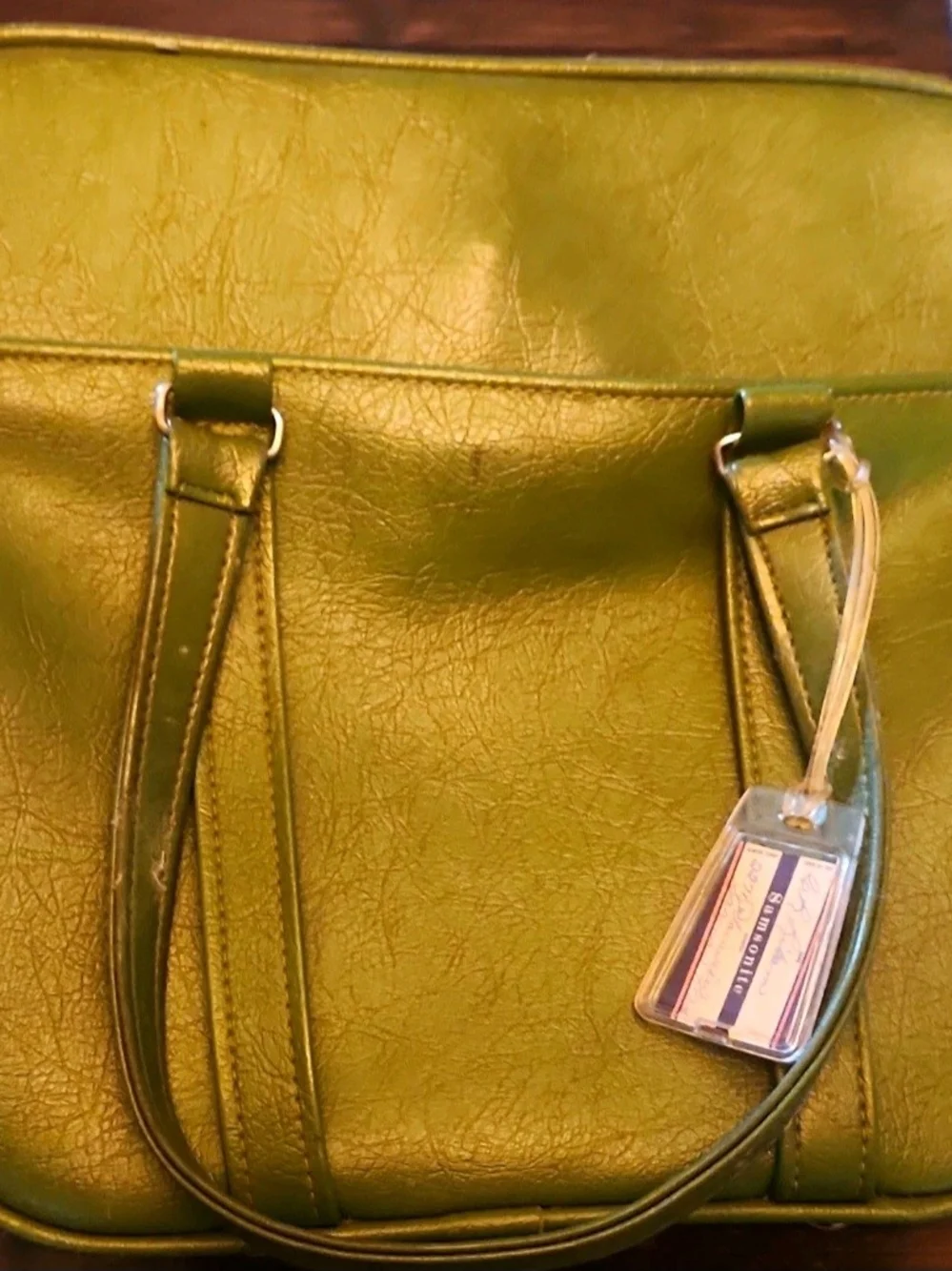 Vintage Samsonite hand bag.